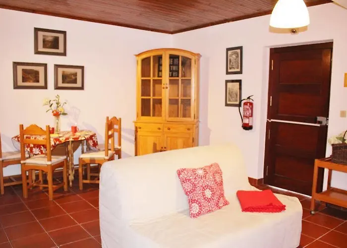 Casas Da Biquinha Sintra